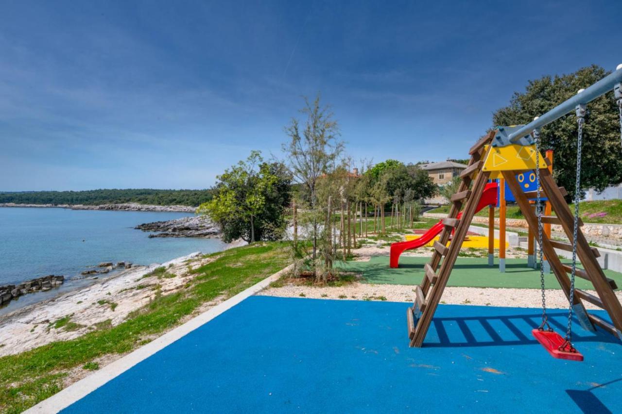 Apartman Lidija Koromačno Εξωτερικό φωτογραφία